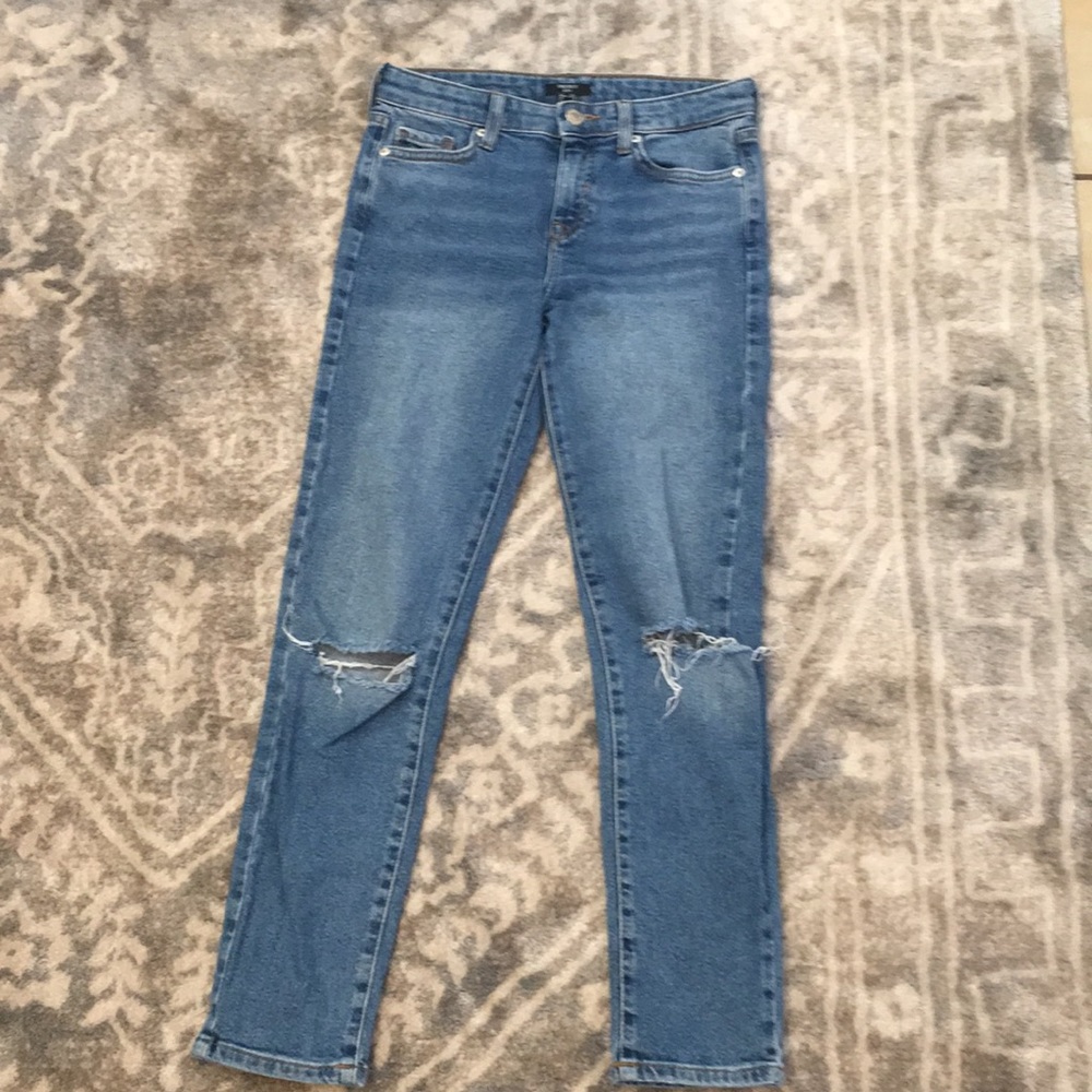 Forever 21 jeans boyfriend fit size 12 distressed blue